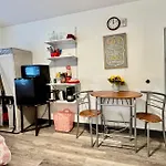 Micro Studio Apartment 10 Minutes Walk To University Of Washington