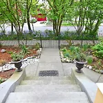 11Th Avenue Inn Bed And Breakfast
