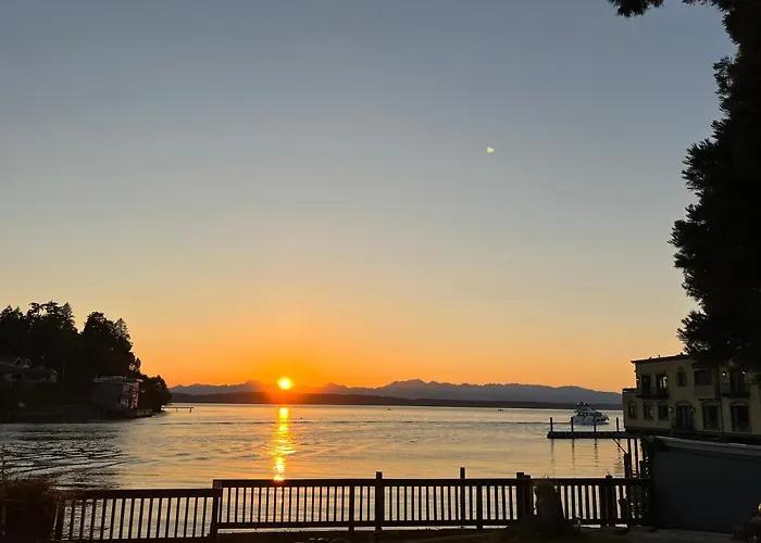 Waterfront Hidden Gem