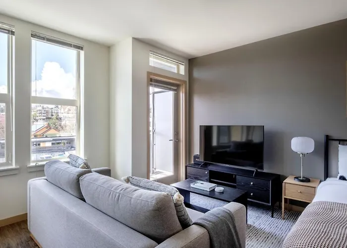 Wallingford Studio W Pets Wd Nr Dining Bars Sea-562