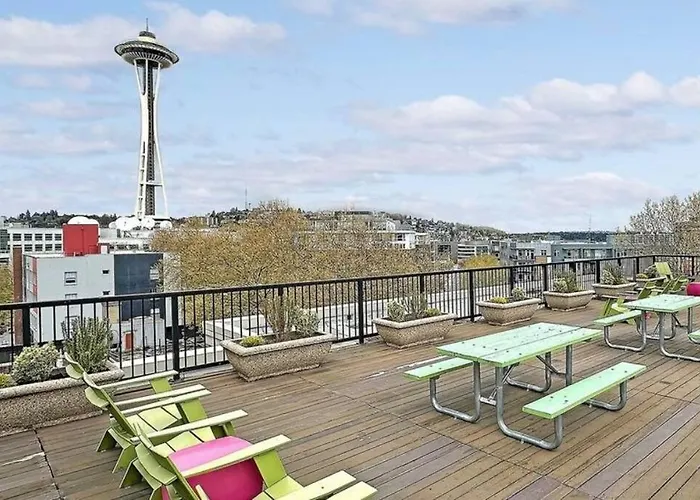 Affordable Belltown Condo Near Space Needle & Downtown