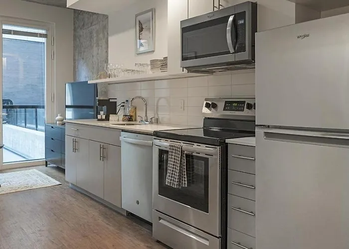 Landing At Madrone - 1 Bedroom In Central District