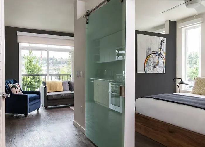 Domicile Suites At Marina Slu