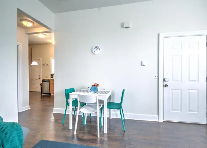 Hosteeva Capitol Hill 2Br Apt - 7 Walking Distance To Dining