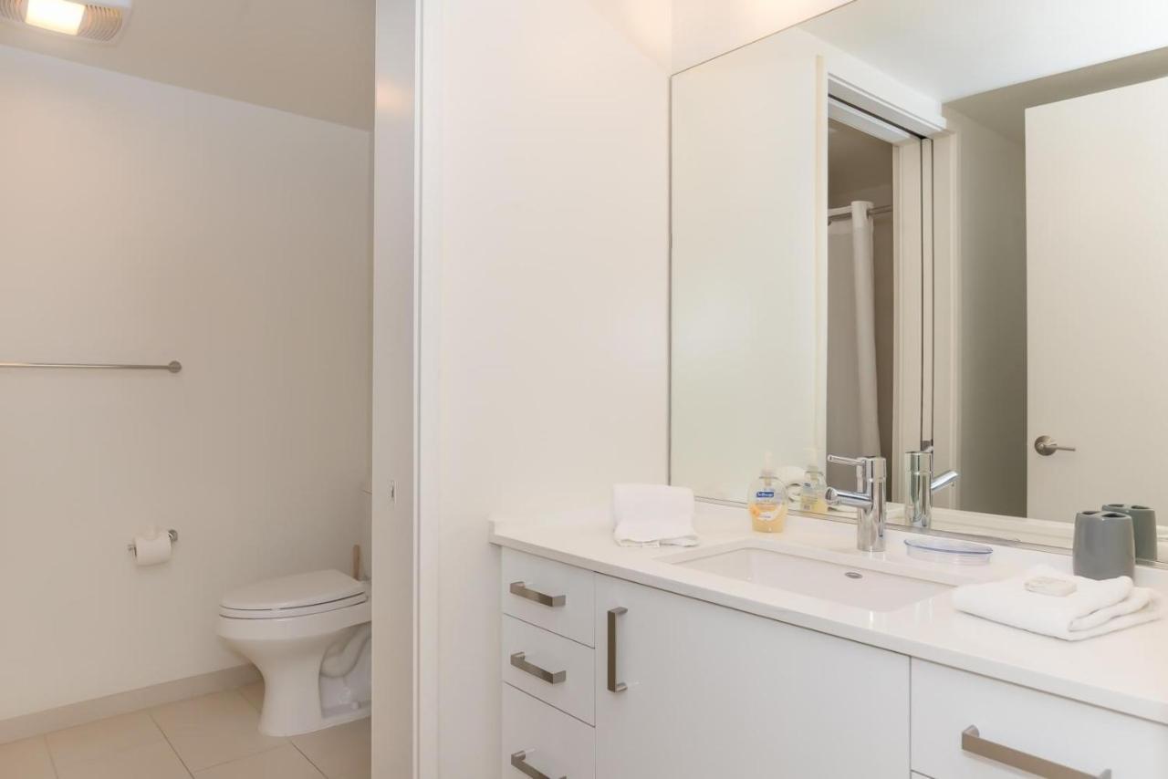 Sobe Third Ave Apartment