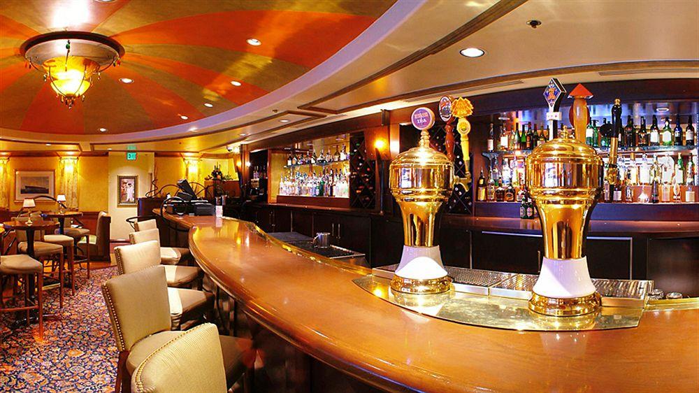Hotel Warwick