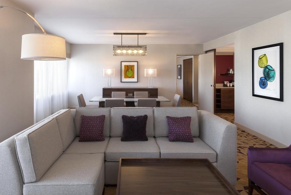 Sheraton Grand Hotel 4*