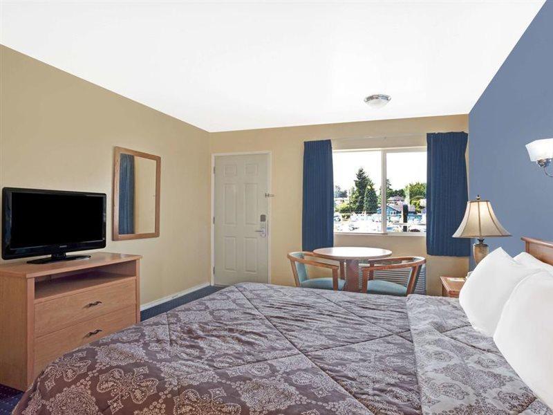 Days By Wyndham North Of Downtown