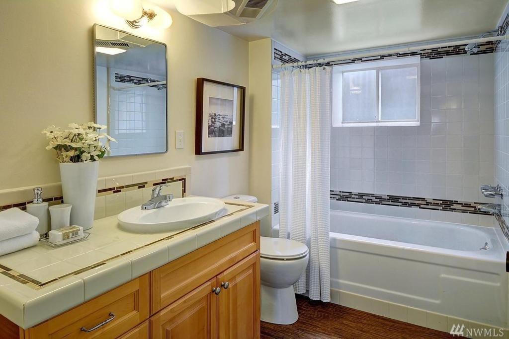Comfy Sunny Near U-district And Downtown Bed & Breakfast