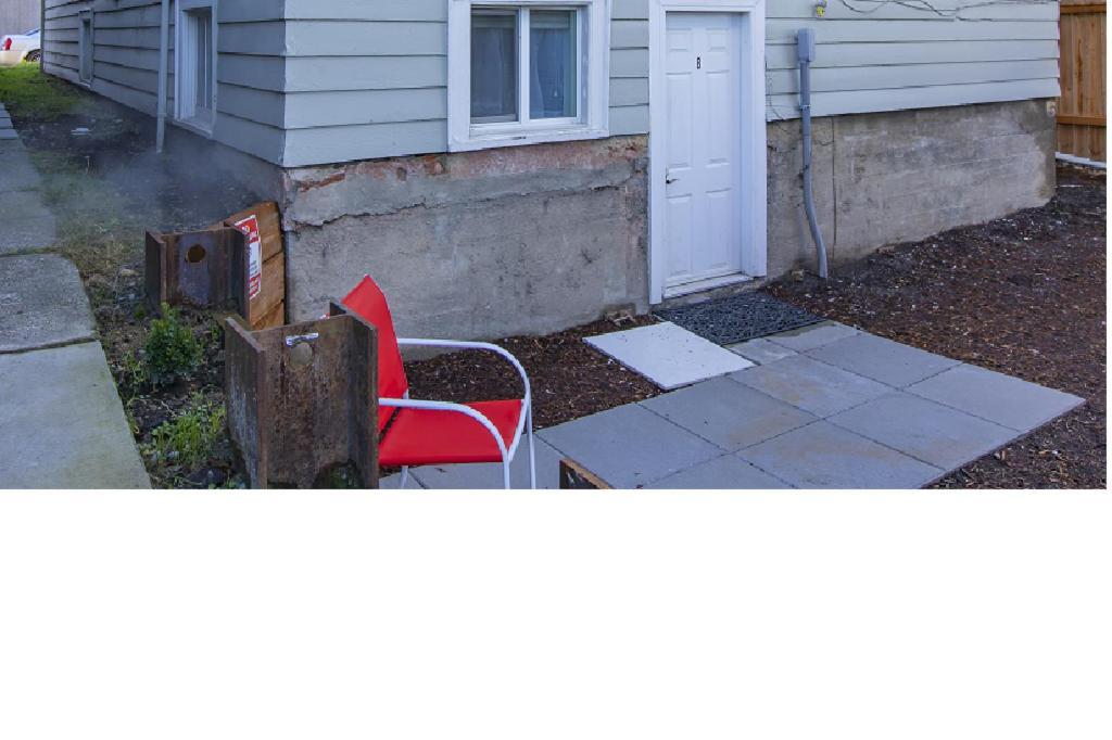Apartment Urban Village- Unit B- Vista- Union- Sleeps 6 *
