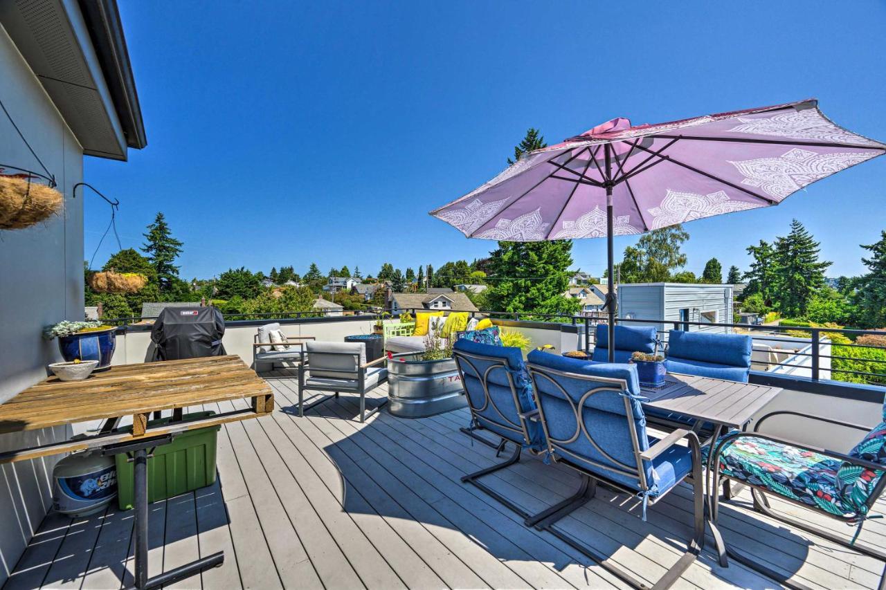 Holiday home Retreat With Canal And Mountain Rooftop Views! Seattle