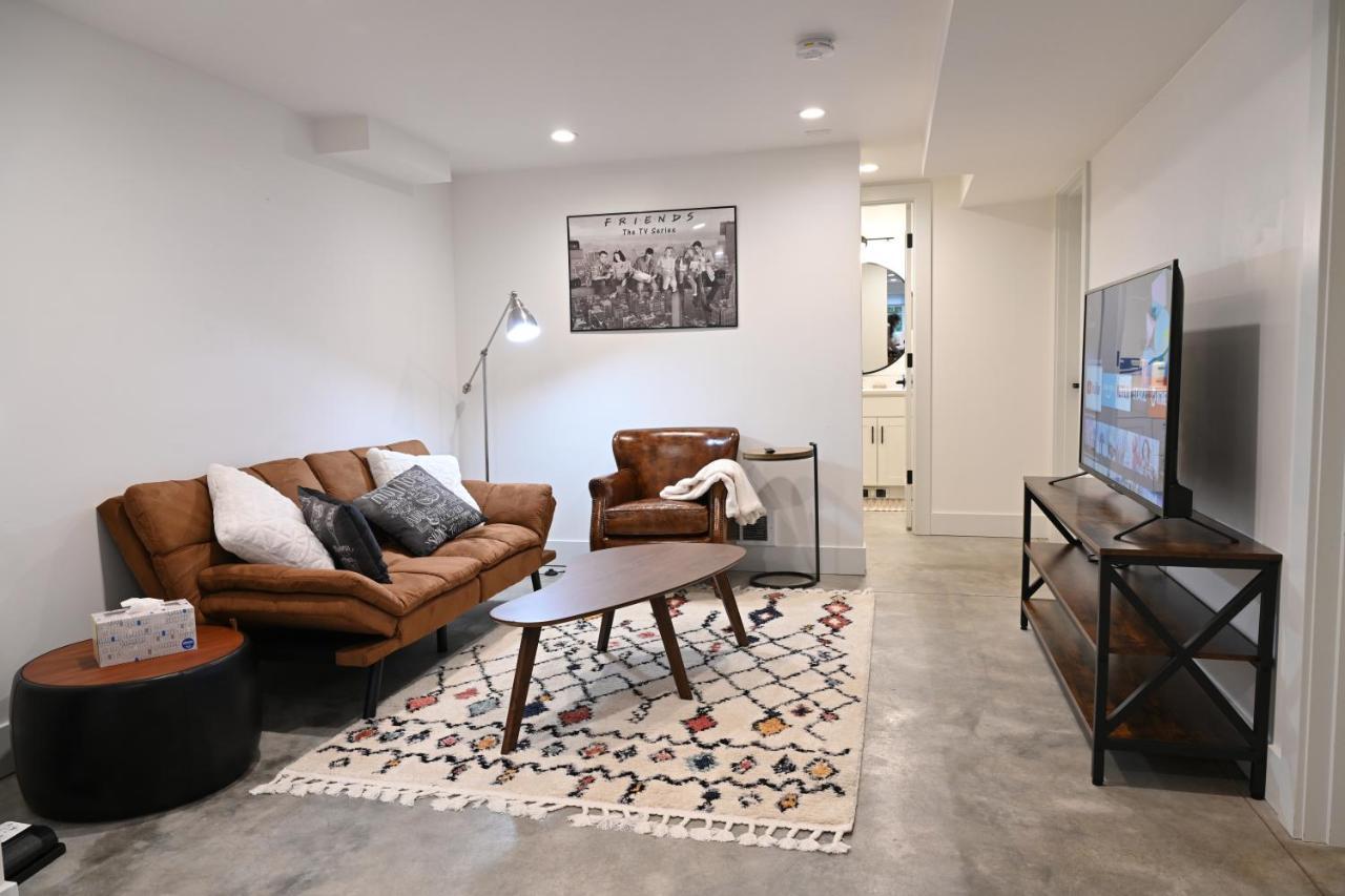 Modern And Warm House Seattle