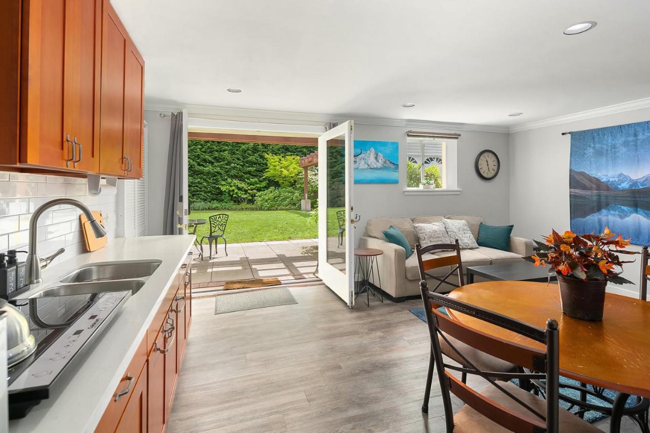 Ravenna Retreat - Free Parking - 1gbps Fiber Wifi - Near Uw Apartment *