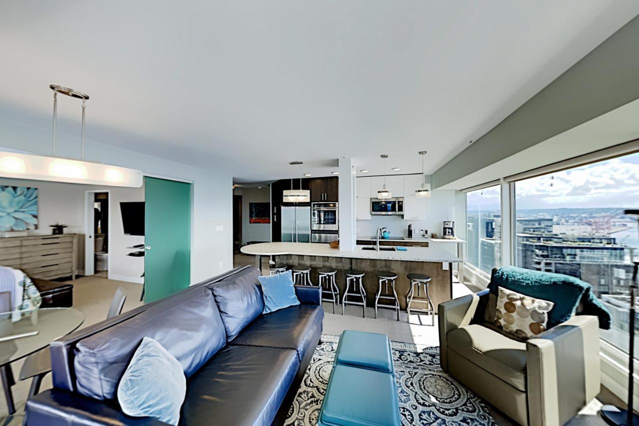 Newmark Tower Ii Apartment *