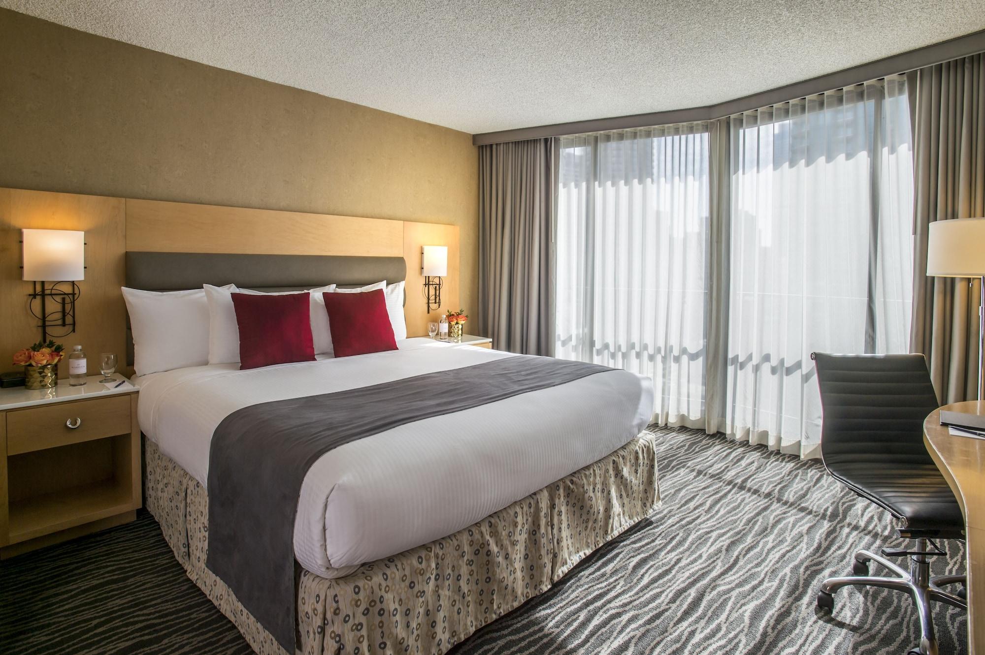 Warwick Hotel