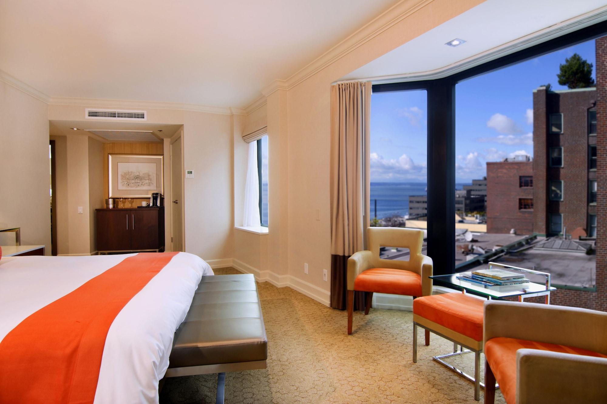 Hotel At The Market 4*