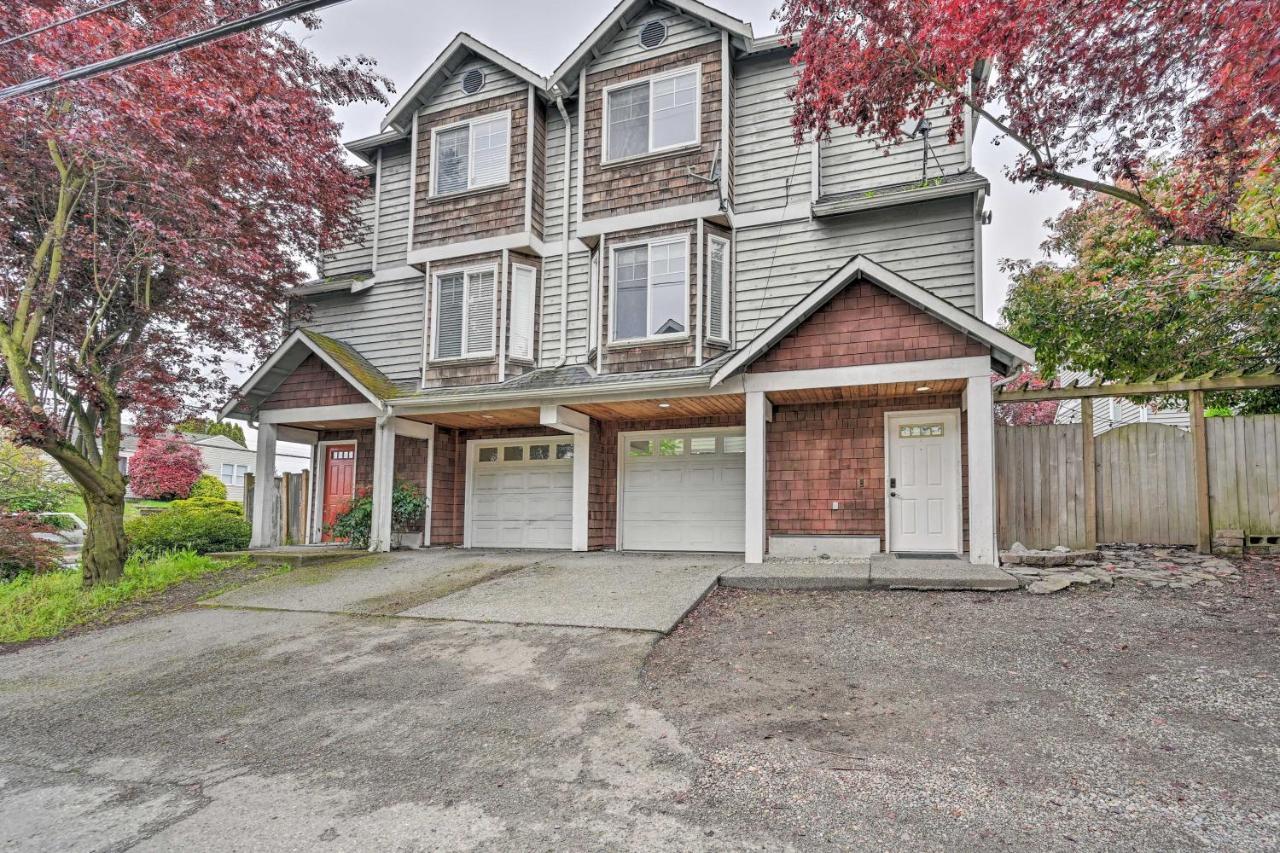 Holiday home Pet-friendly Townhome Less Than 1 Mile To Lake!