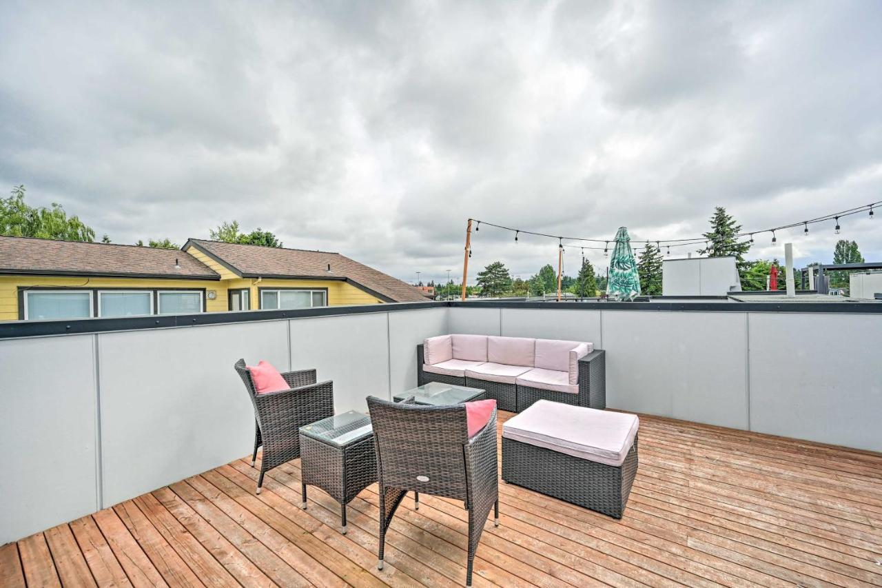 Townhome Rooftop Deck Less Than 7 Mi To Dtwn Holiday home Seattle