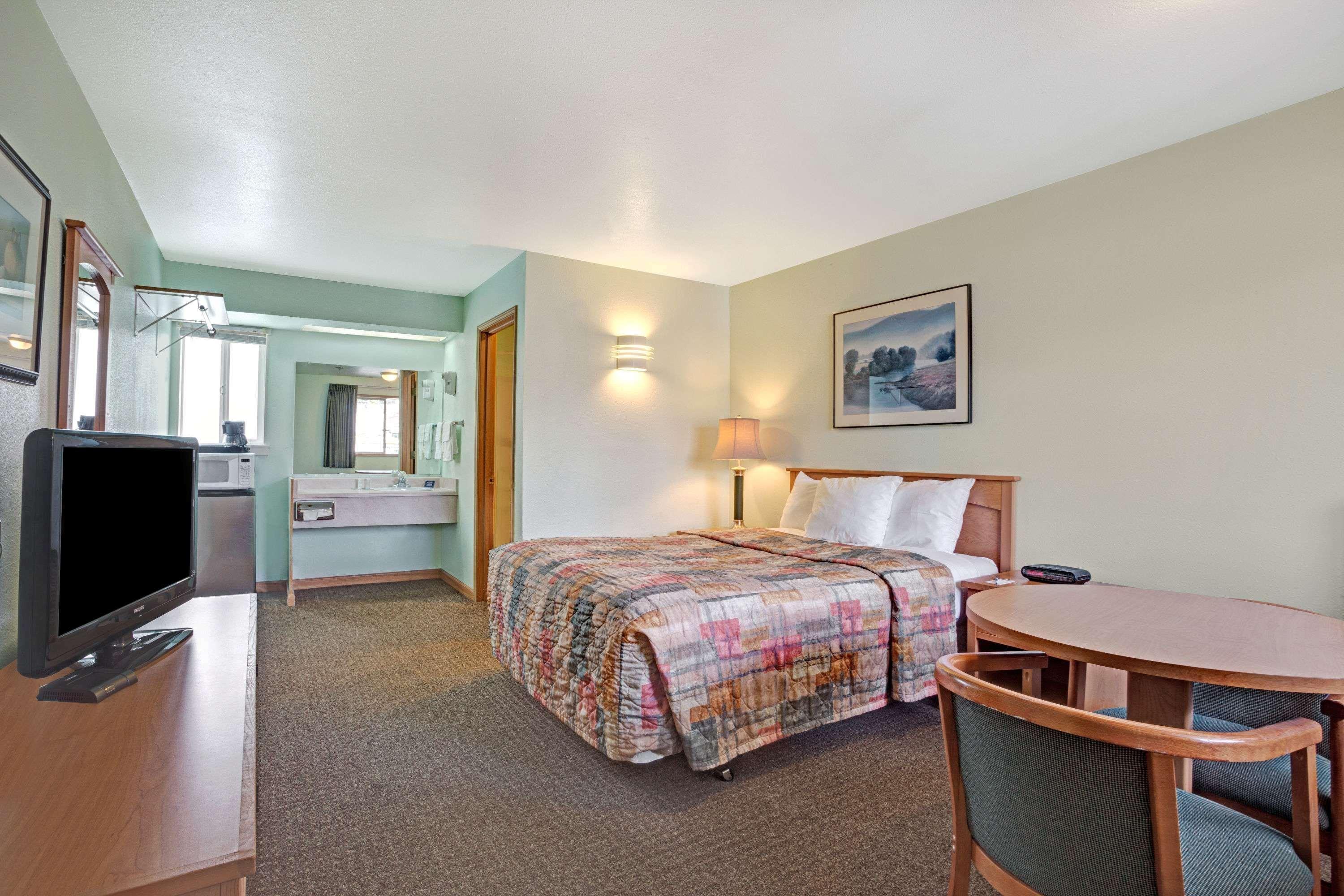 Motel Travelodge By Wyndham North Of Downtown 2*