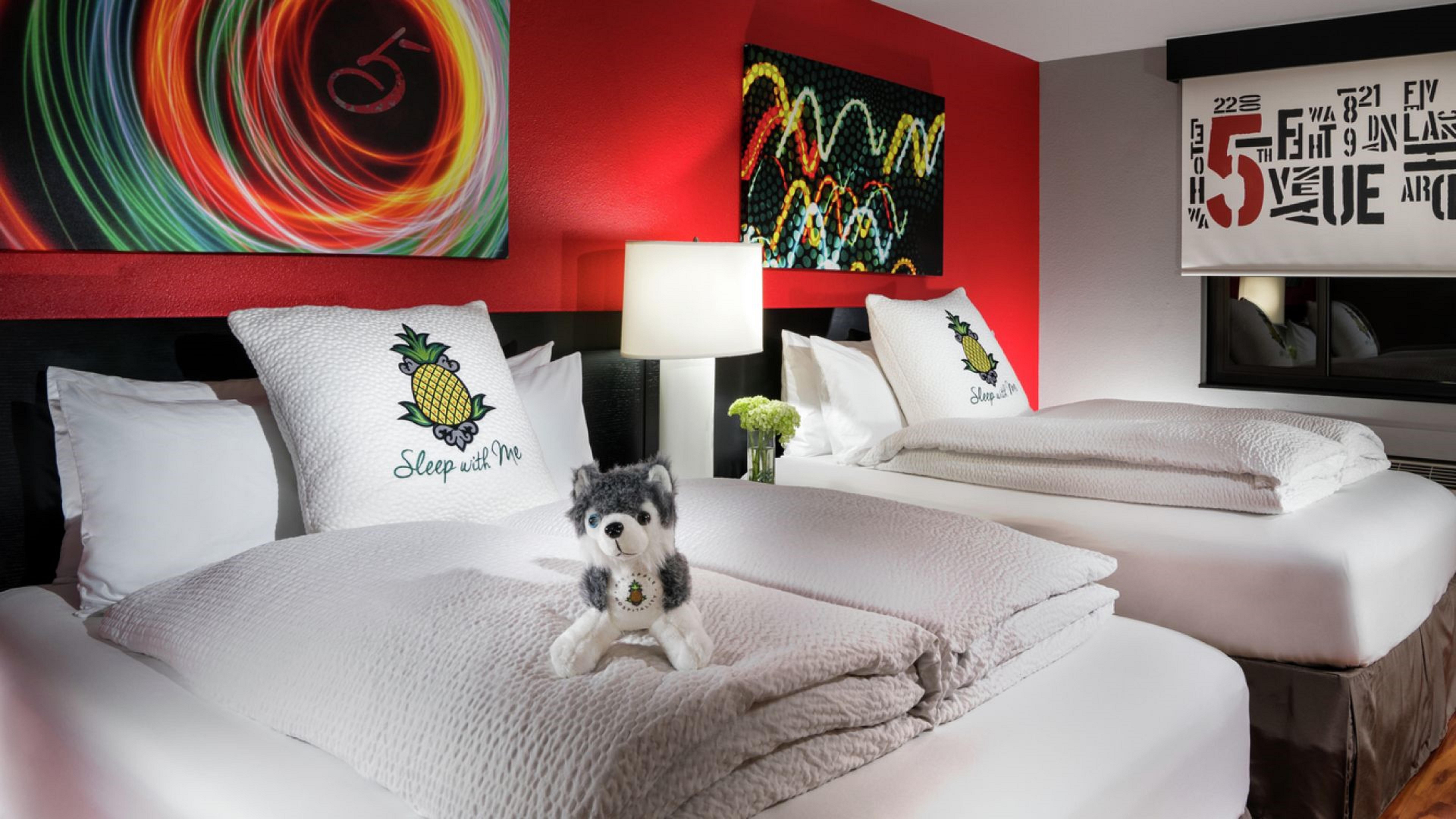 Staypineapple, Five, Downtown Hotel