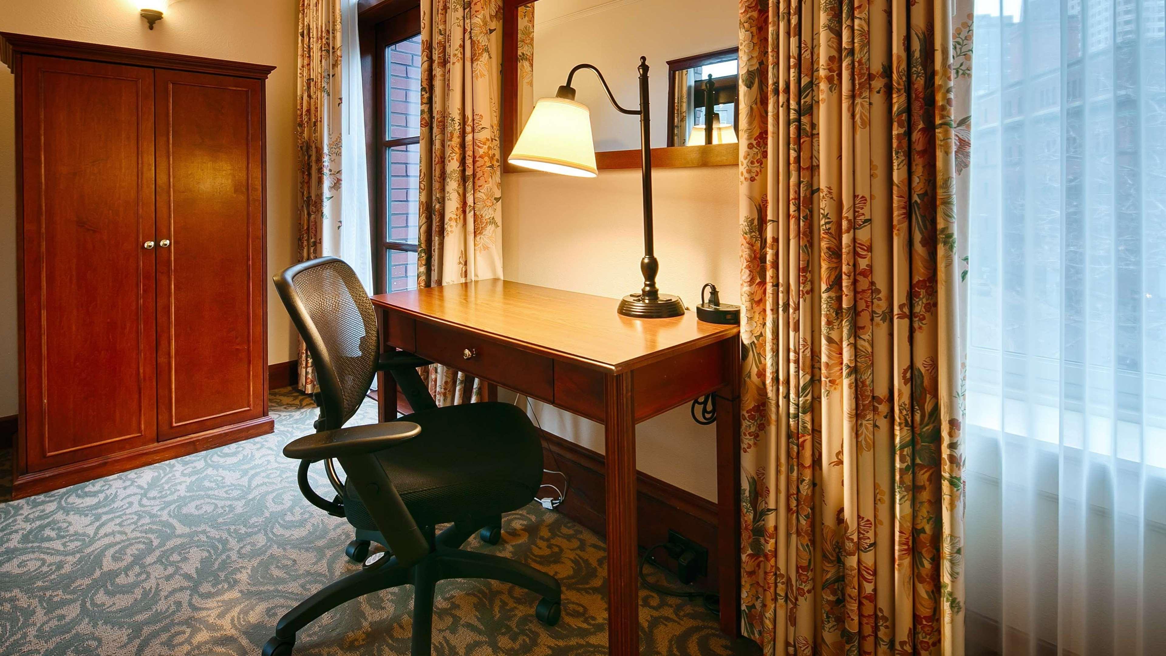 Best Western Plus Pioneer Square Downtown Seattle
