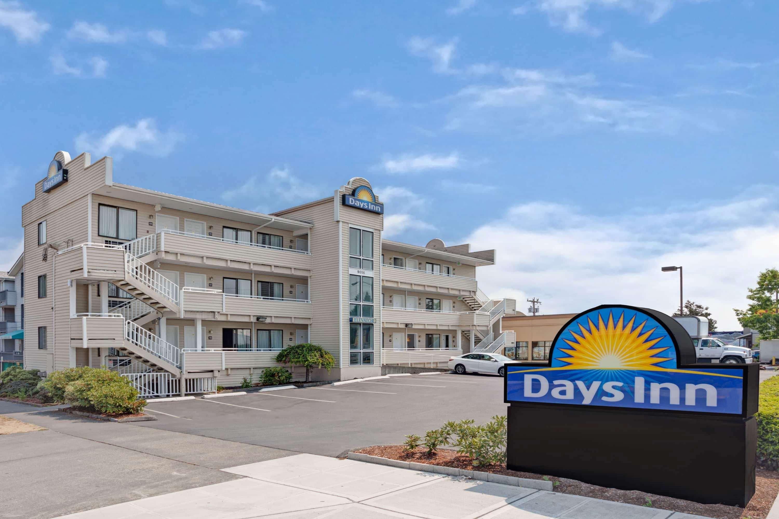 Days By Wyndham North Of Downtown Seattle