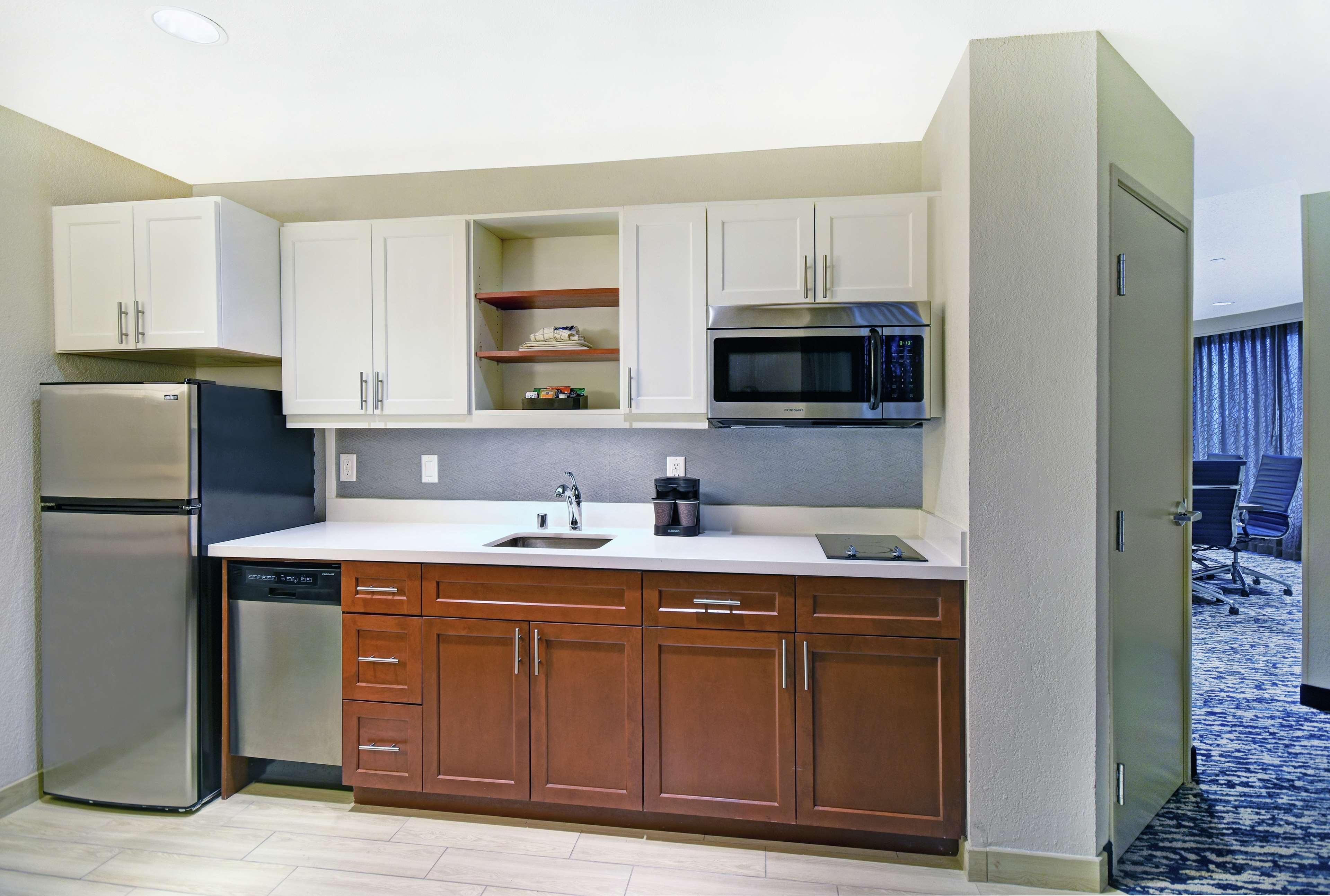 Hotel Homewood By Hilton Downtown 3*