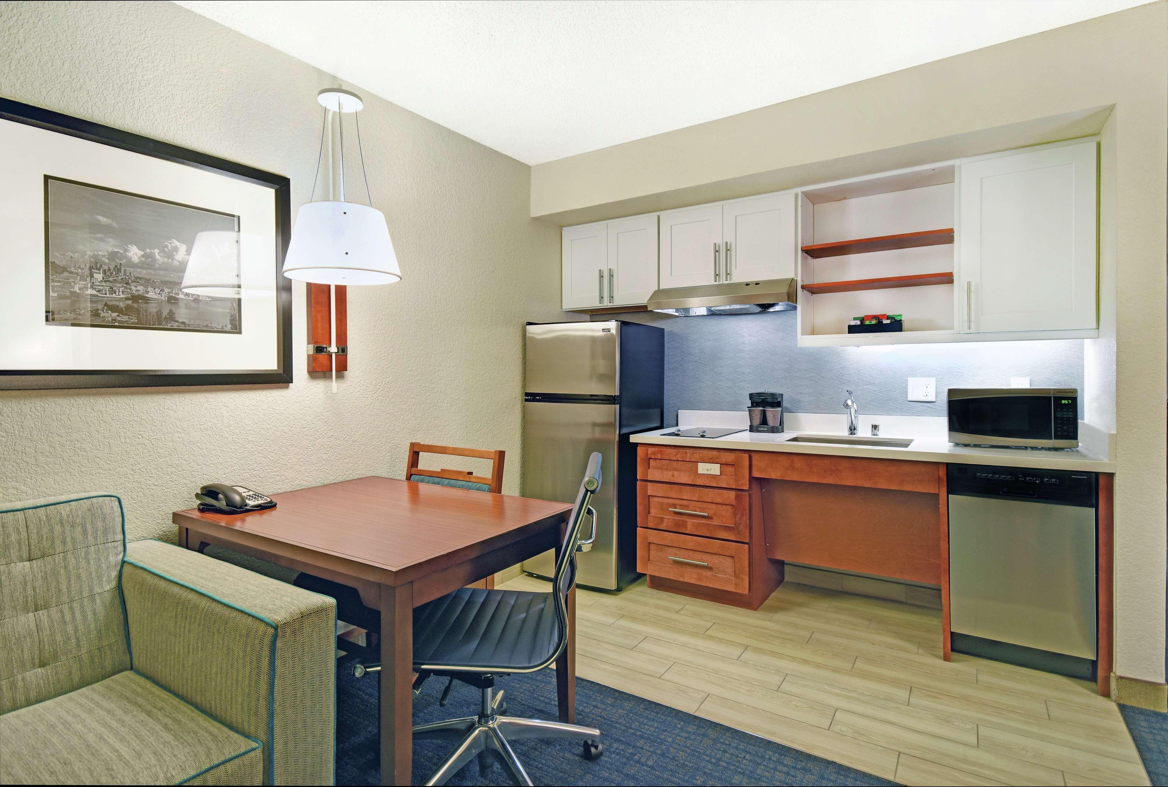 Hotel Homewood By Hilton Downtown 3*