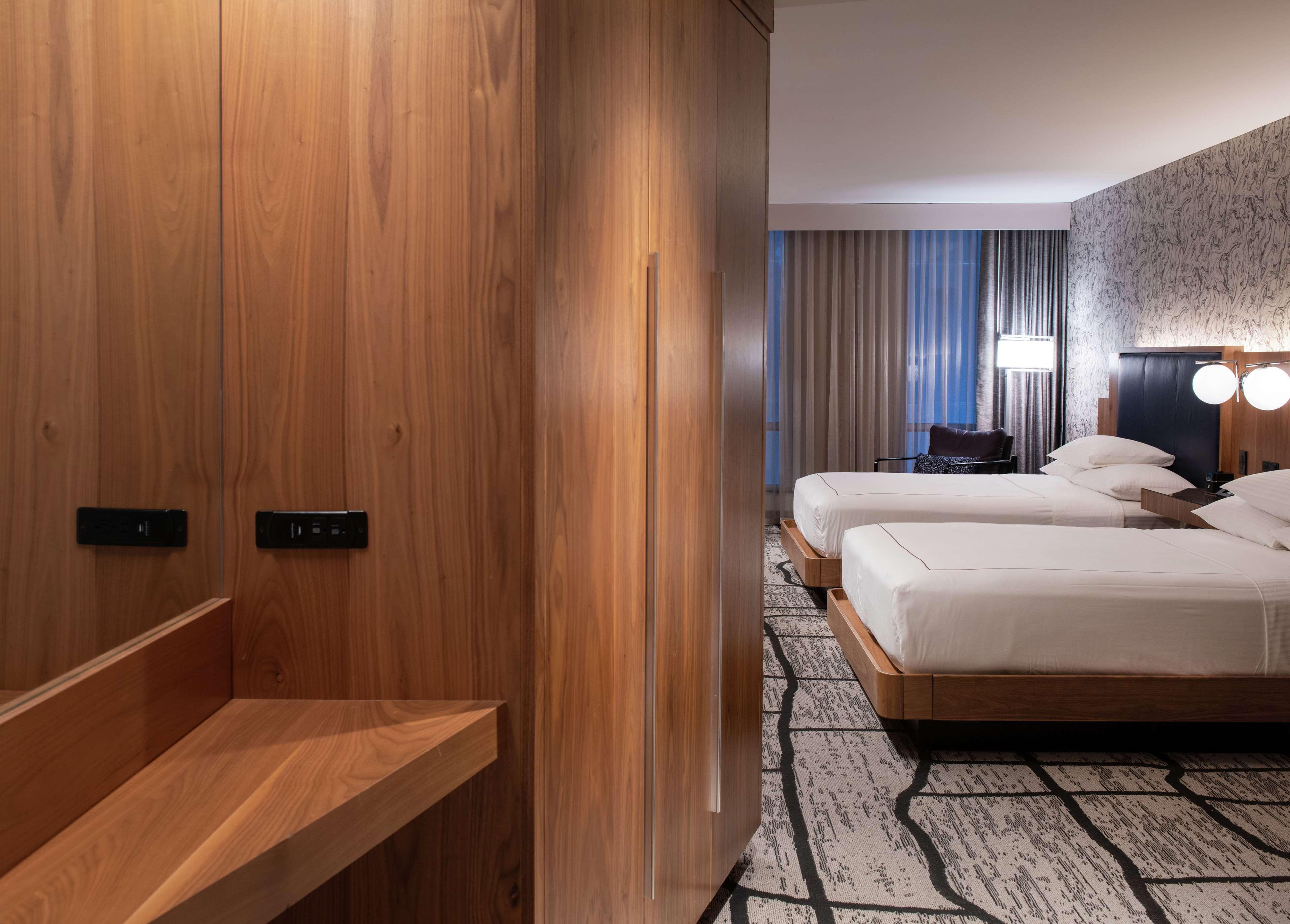 The Charter Seattle, Curio Collection By Hilton Hotel