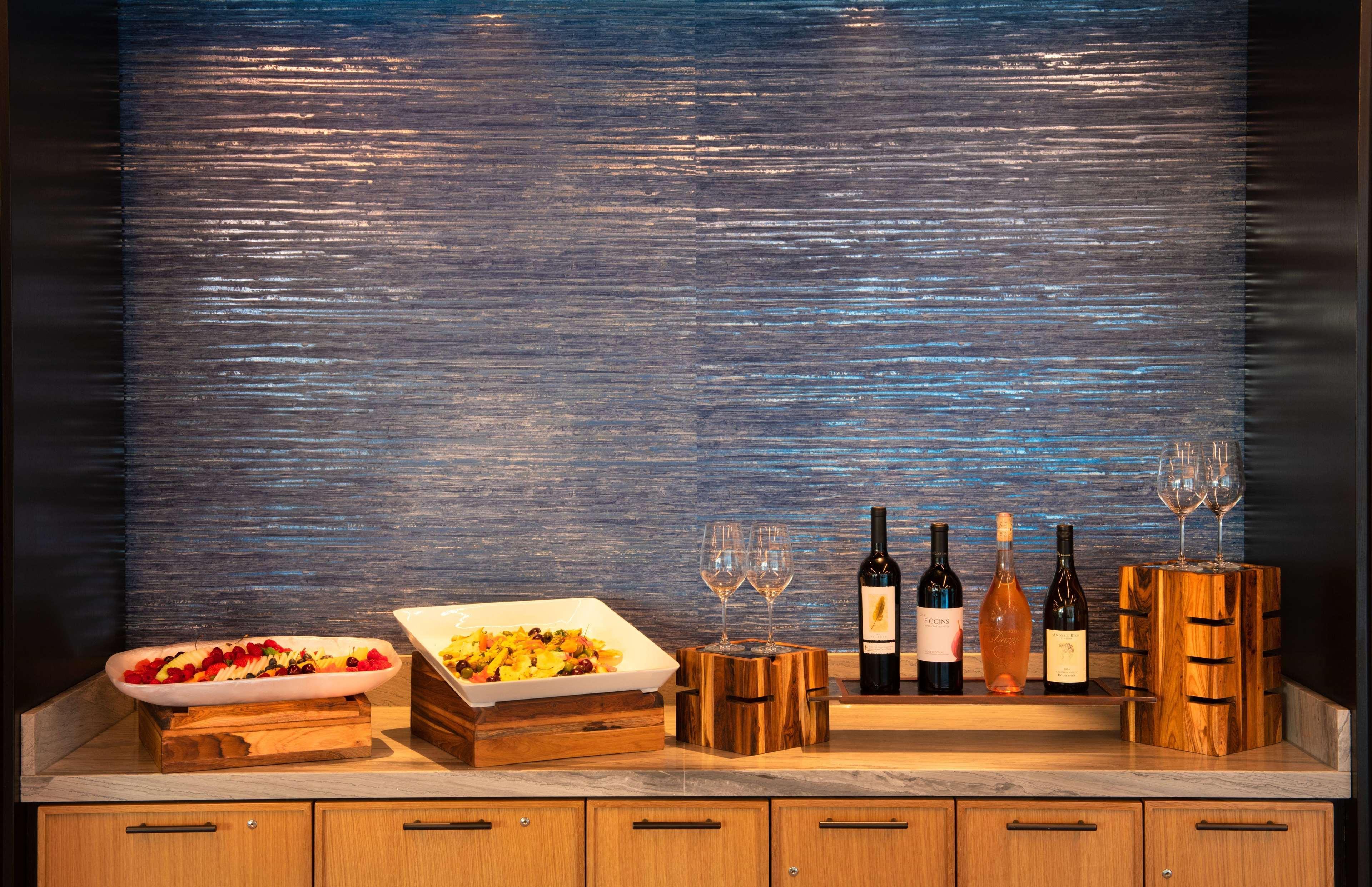 The Charter Seattle, Curio Collection By Hilton 4*
