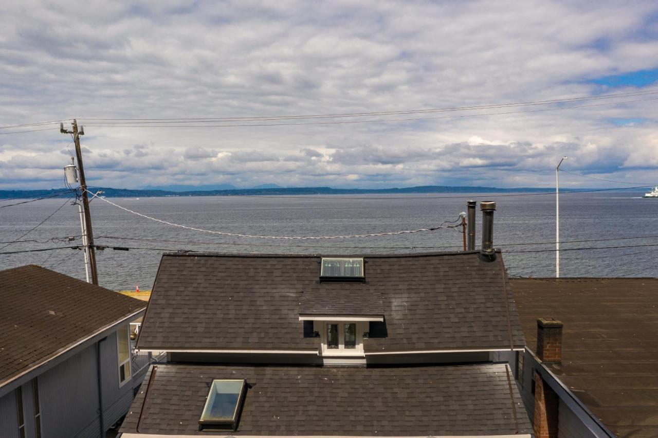 The Waterfront Gray On Alki Seattle