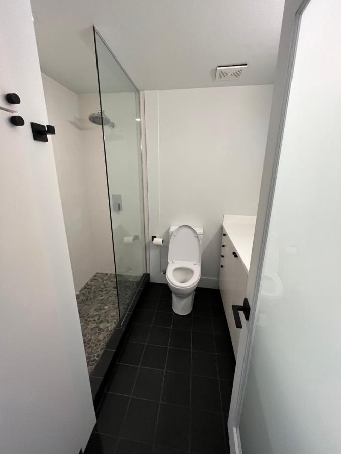 Waterfront Hidden Gem Apartment *