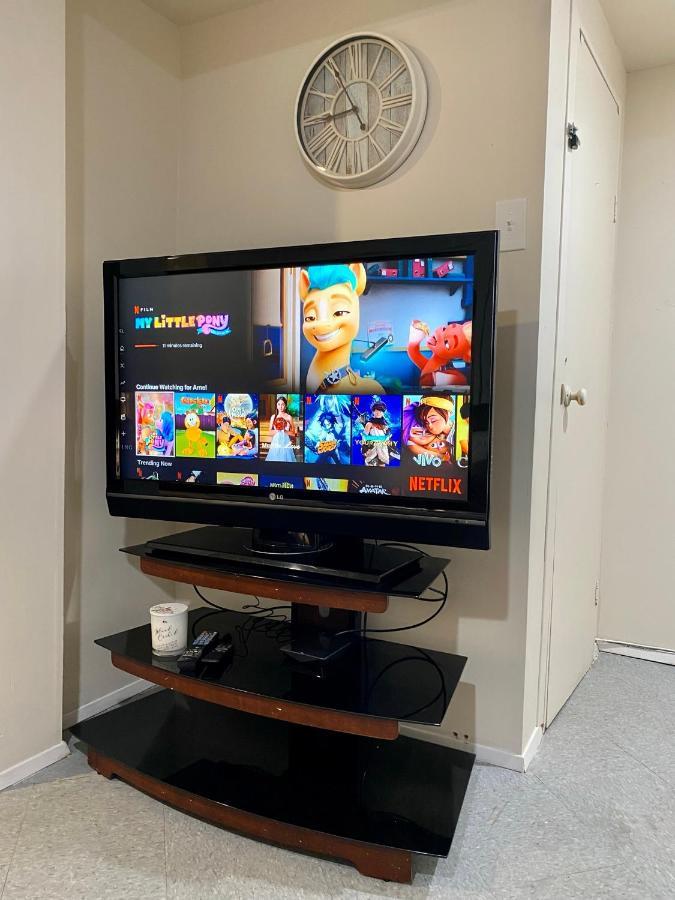 Homestay Private Tiny With Shared Bathroom Near Seatac Airport And Downtown
