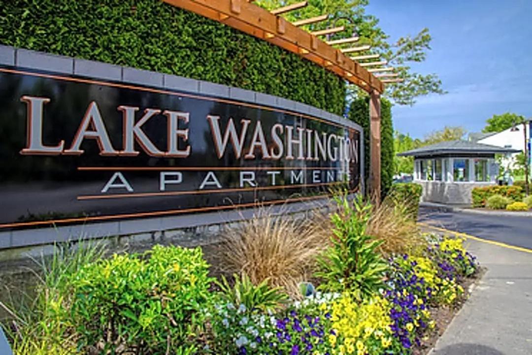 Apartment The Golden Serene - Uniquely Furnished Near Lake Washington - Free Parking & Wifi *