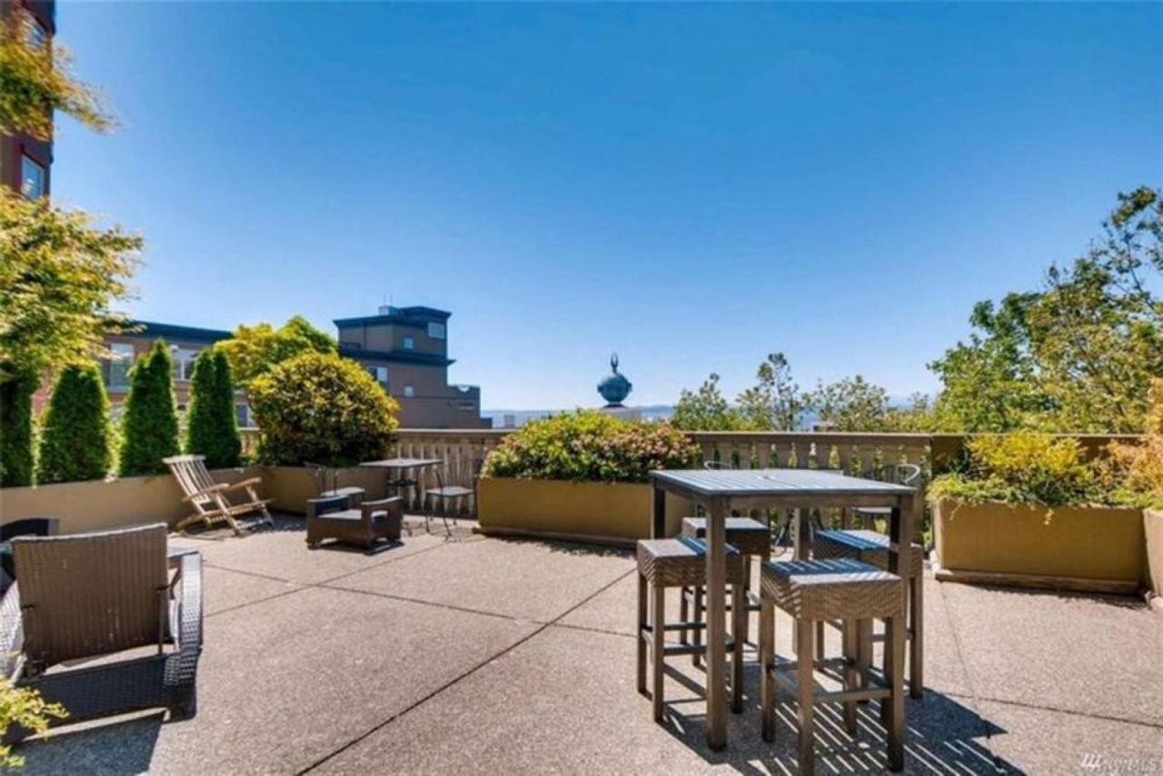 Floor Water View Oasis Near Space Needle & Cruise Apartment