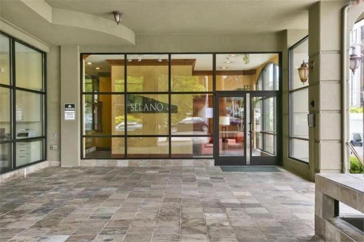 Apartment Floor Water View Oasis Near Space Needle & Cruise
