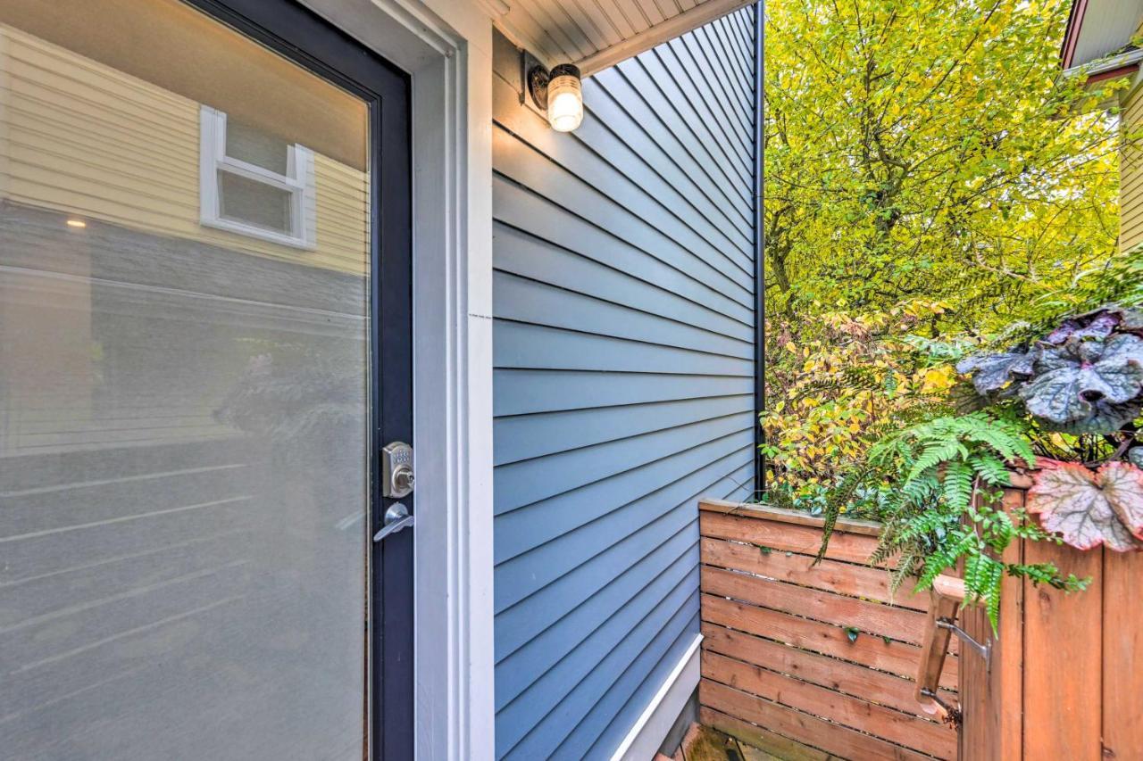 Quaint Retreat 2 Mi To Capitol Hill! Apartment
