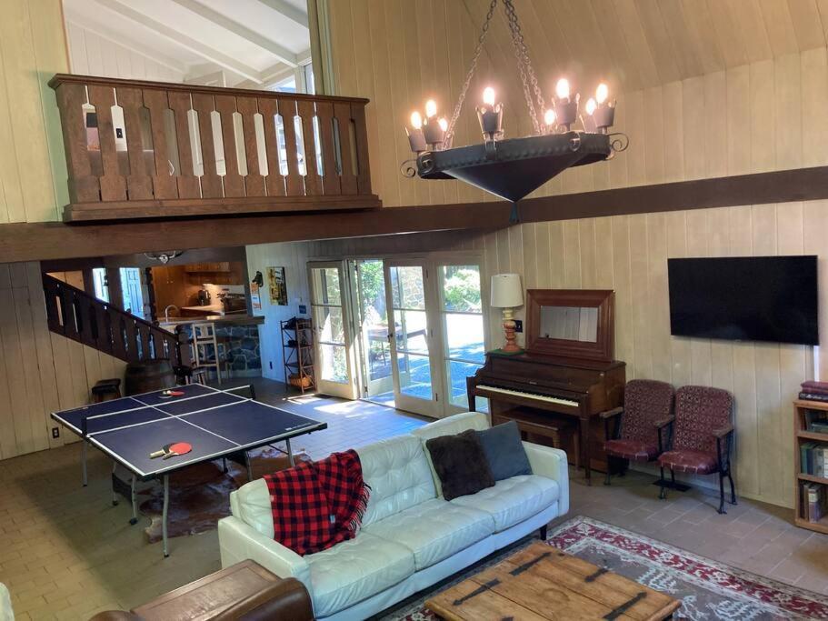 Flo's Old Lookout Holiday home *