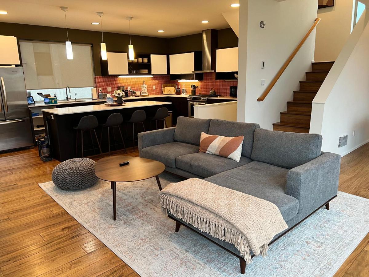 Lovely Magnolia Home Seattle