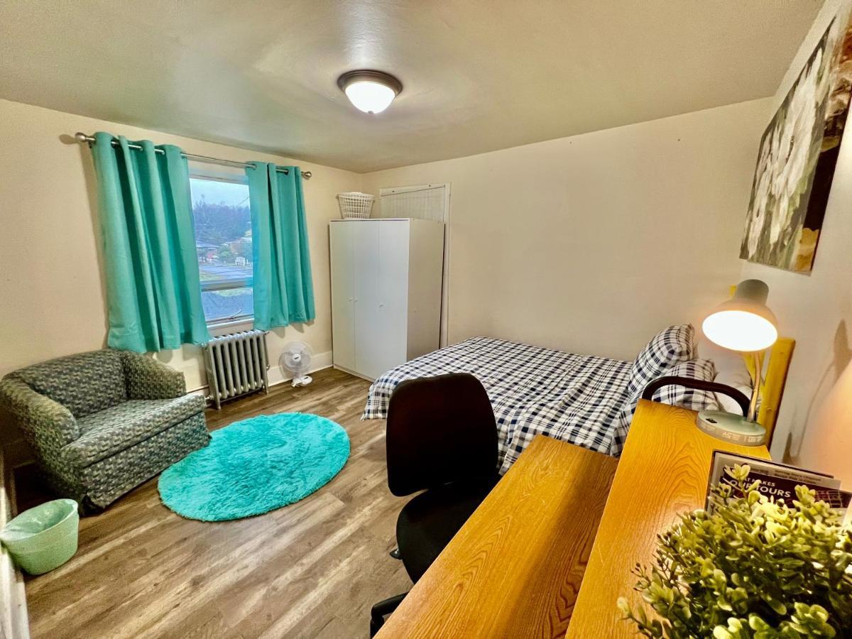 Private With Shared Bathroom Near Airport And Downtown * Seattle