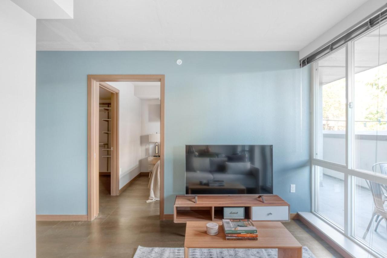 Capitol Hill 2br W Wd Gym Roof Nr I-5 Sea-478 * Seattle