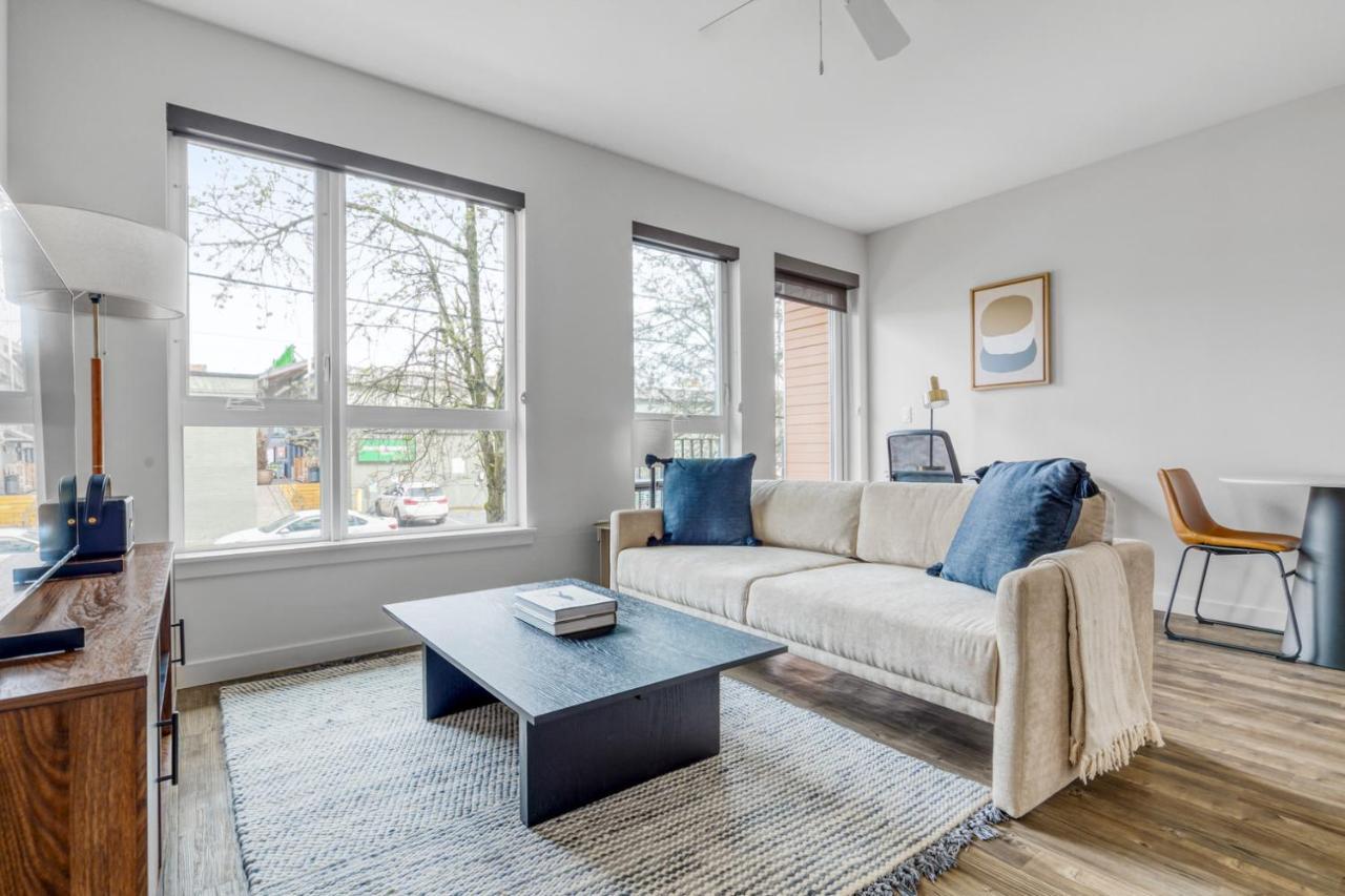 Ballard 1br W Bbq Lounge Wd Onsite Retail Sea-324 Apartment