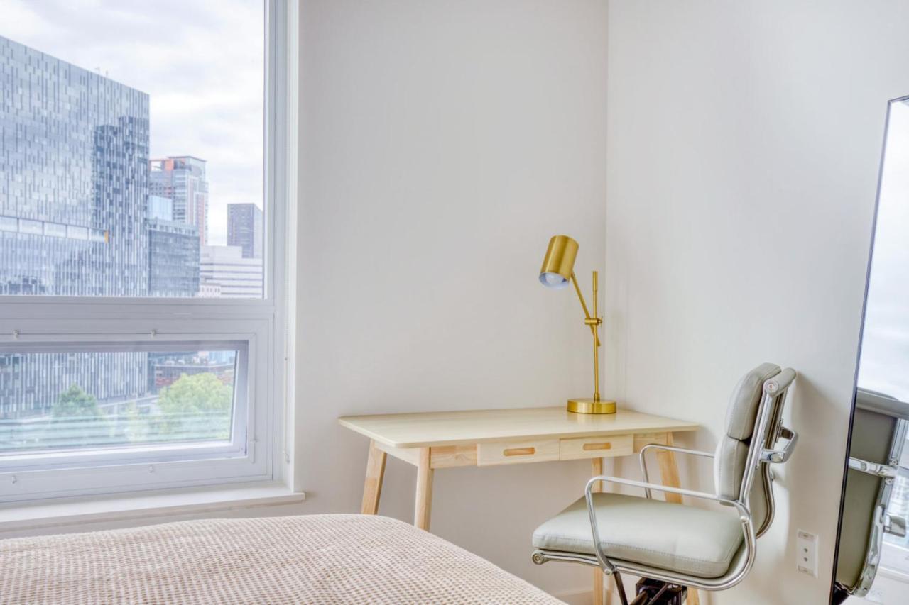 South Union 1br W Wd Roof Nr Union Sea-490 Seattle