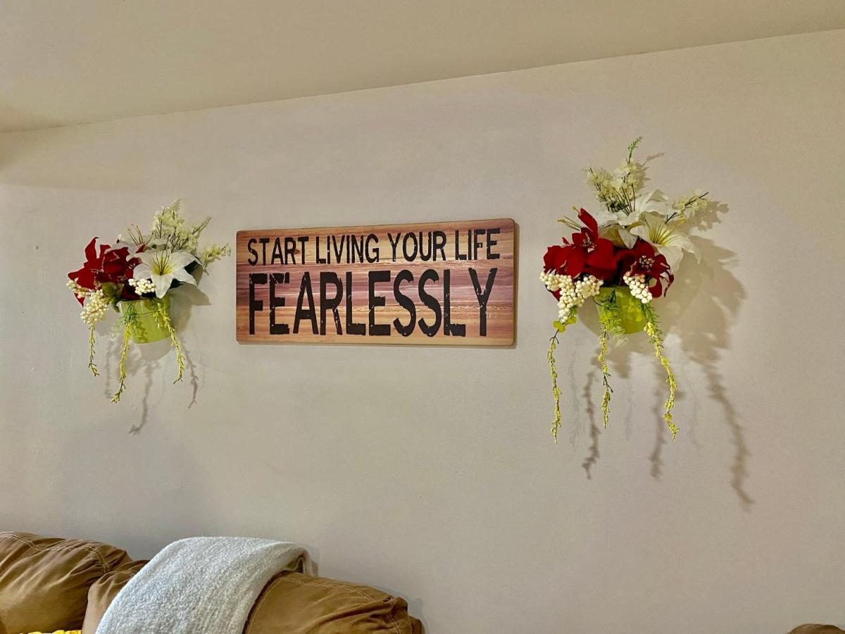 Homestay Private With Shared Bathroom Near Airport And Downtown