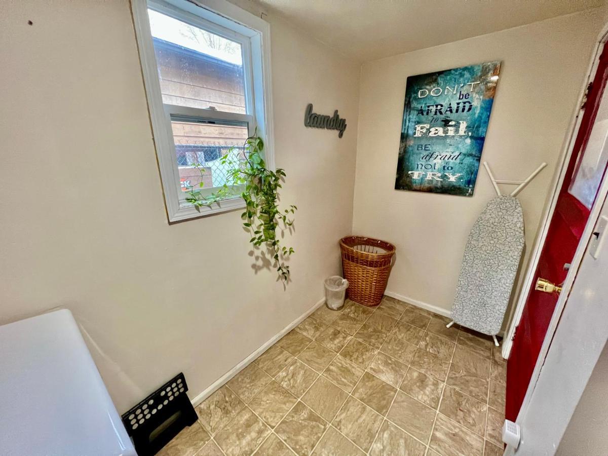 Homestay Private With Shared Bathroom Near Airport And Downtown Seattle