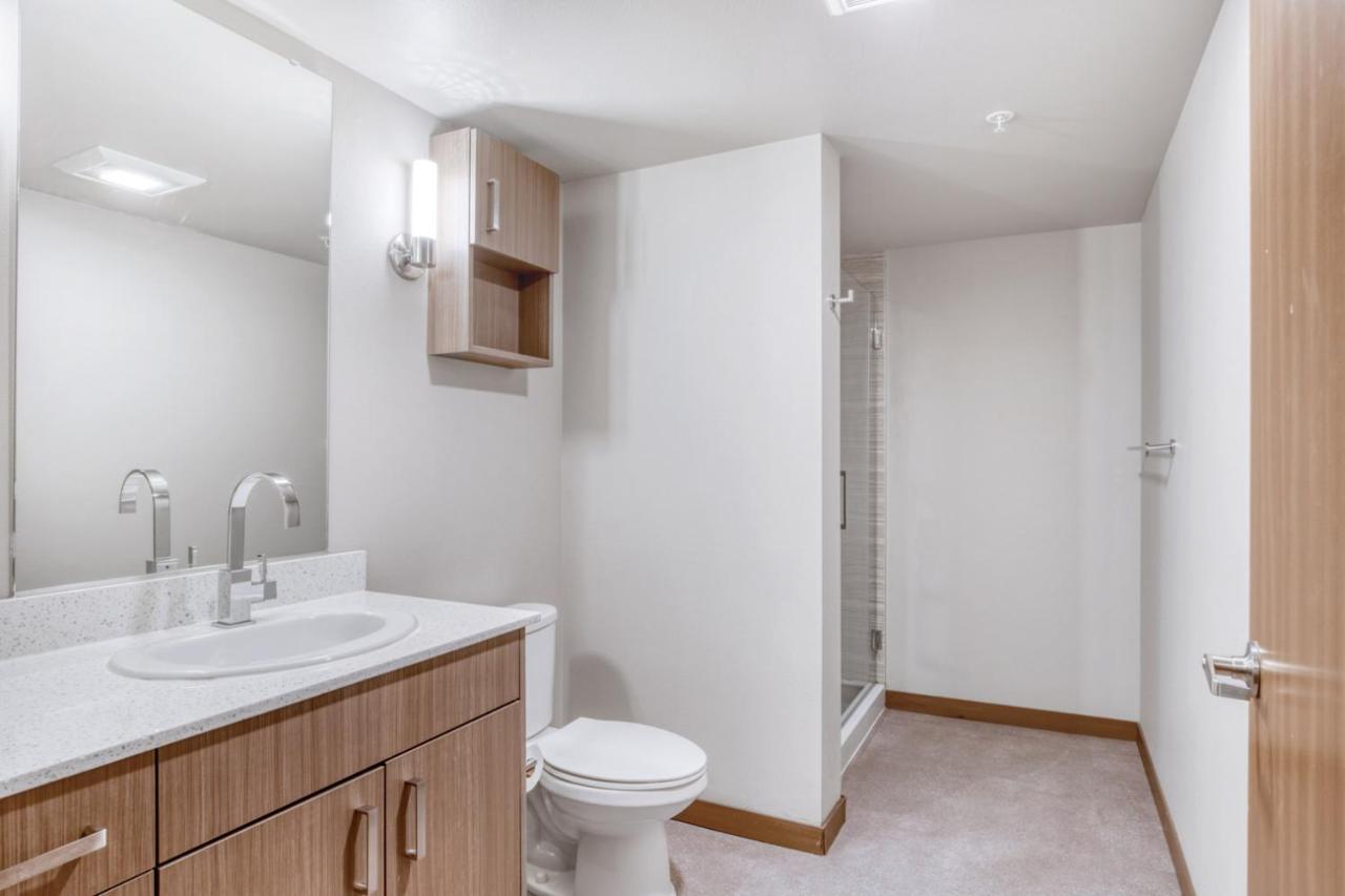 Apartment Capitol Hill 2br W Wd Gym Roof Nr I-5 Sea-478 Seattle