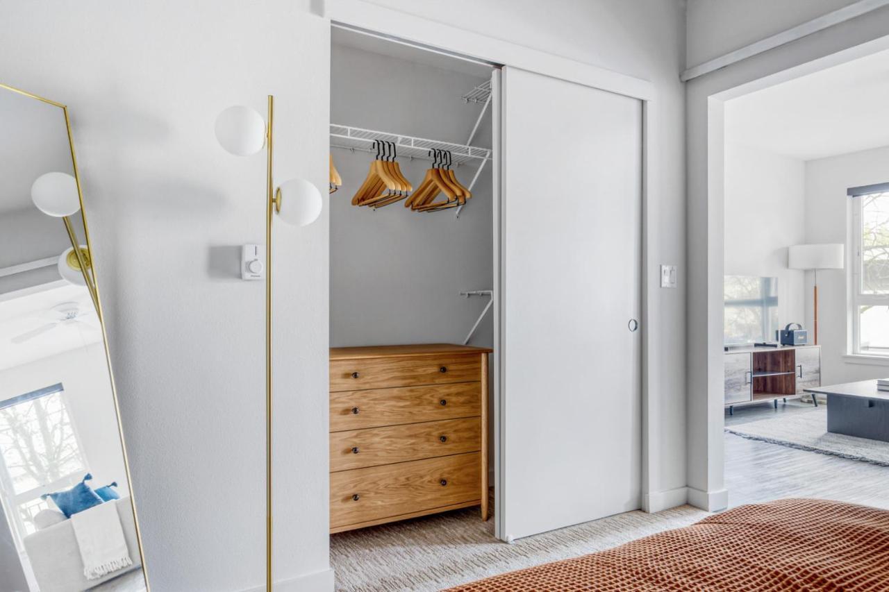 Ballard 1br W Bbq Lounge Wd Onsite Retail Sea-324 Apartment