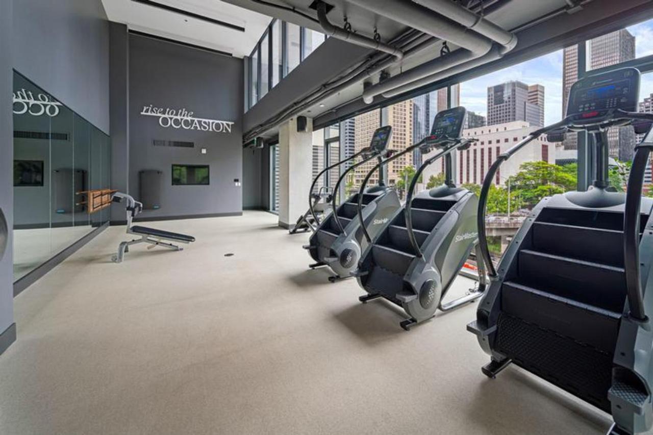 First Hill 1br W Gym Coworking Sea-437