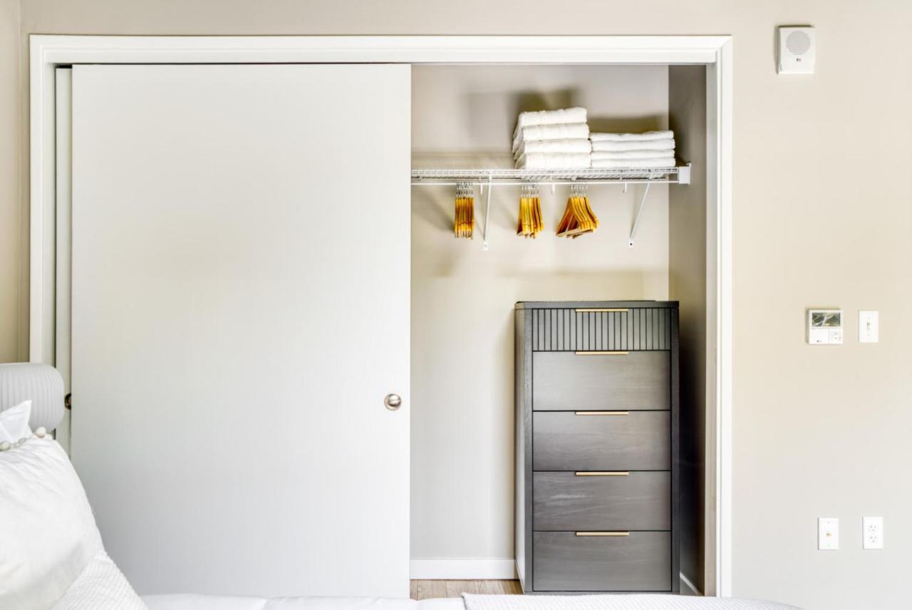 Apartment Downtown 1br W Gym Wd Bbq Nr Nightlife Sea-366