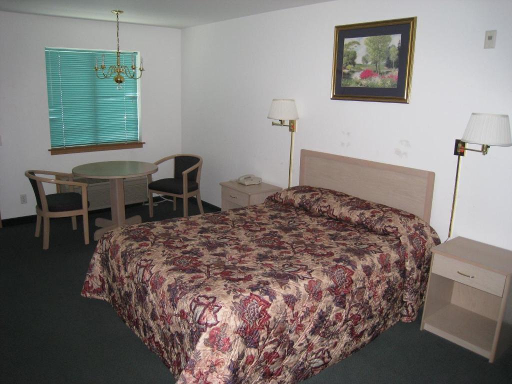 Crown Motel